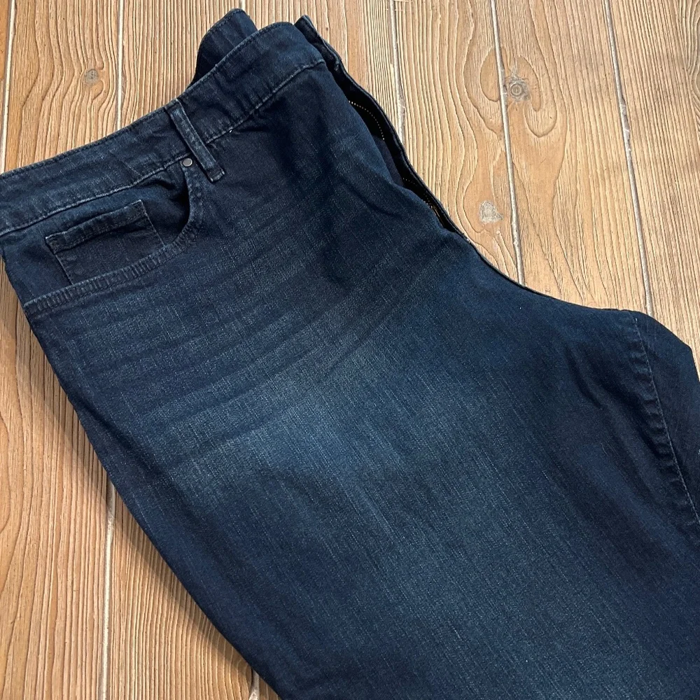 High Rise Bootcut - Picture 1 of 2